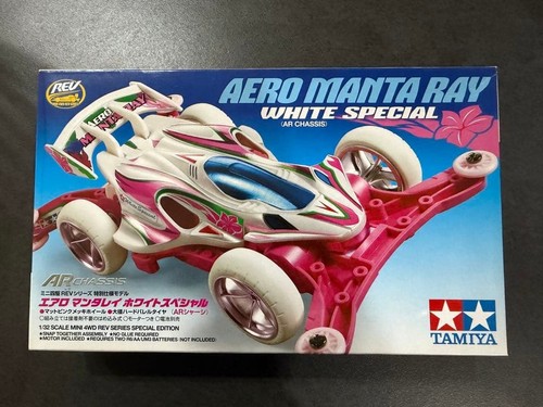 Tamiya aero manta - ray, white