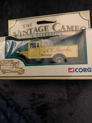Corgi the vintage cameo - corgi,