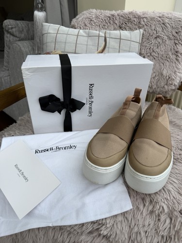 Russell bromley park - &, up