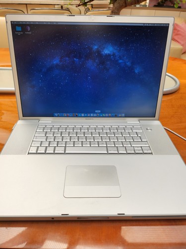 Apple macbook pro - macbook, 17