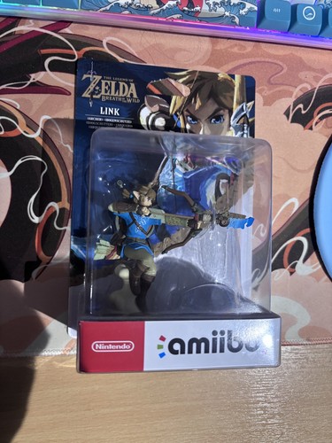 New sealed nintendo amiibo - sealed,