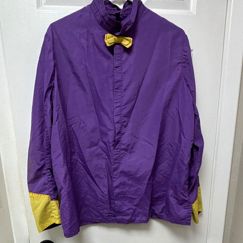 Purple yellow jockey race - &,