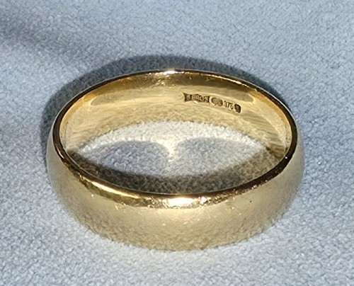 Mens 9ct yellow gold wedding - mens,