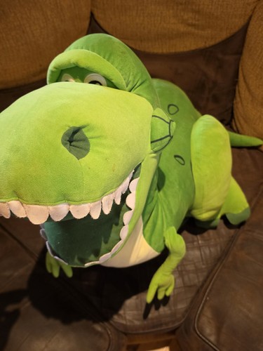 Jumbo disney pixar asda toy - disney,