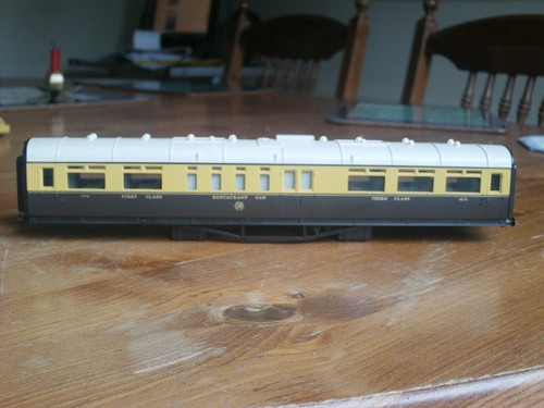 Hornby r454 gwr restaurant car - gwr,