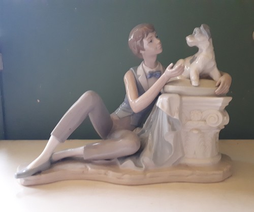 Nao lladró boy - by,
