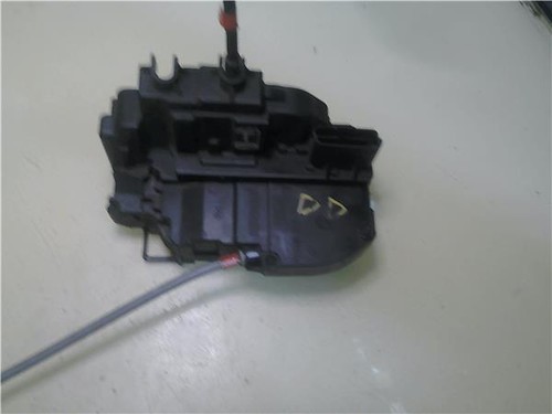 805009u10c door lock nissan - 805009u10c,