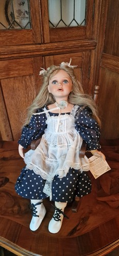 Beautiful alberon doll sitting - beautiful,