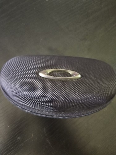 Authentic oakley flak jacket - oakley,