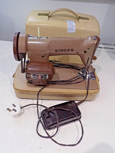 Singer 185k vintage electric - vintage,