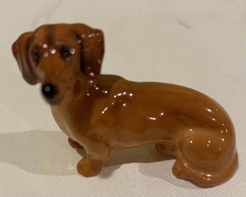 Royal doulton dachshund - royal,