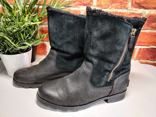 Sorel black mid calf boots - calf,