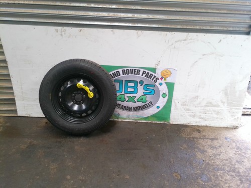 Freelander spare wheel space - 2,
