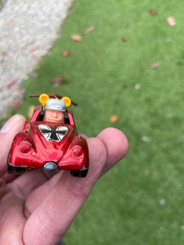 Matchbox super fast flying bug - super,