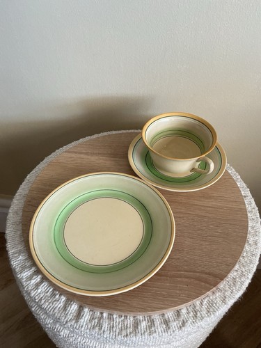 Clarice cliff bizarre - bizarre, cup