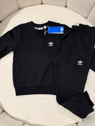 Boys adidas tracksuit 6 7 - adidas,