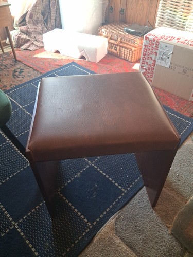Traditional wooden piano stool - wooden,