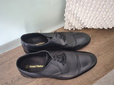 Samuel Windsor Mens Black