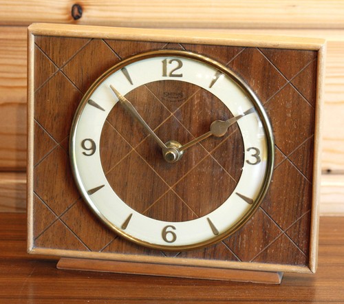 Vintage 19cm smiths mantel - smiths,
