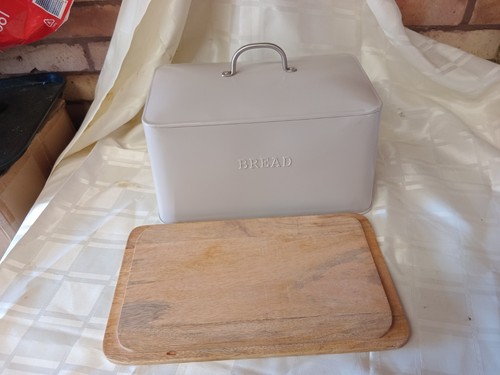 Vintage enamelled tin bread - vintage,