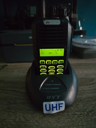 Hyt tc3600s portable radio - hyt,