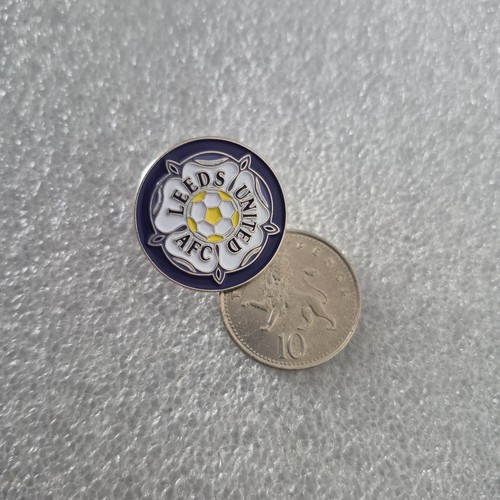 Leeds united badge - leeds,