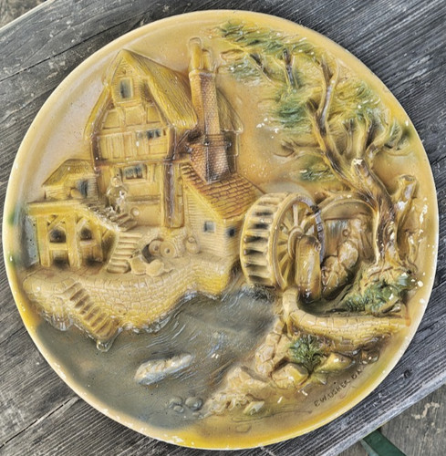 Vintage usher relief wall - ew,