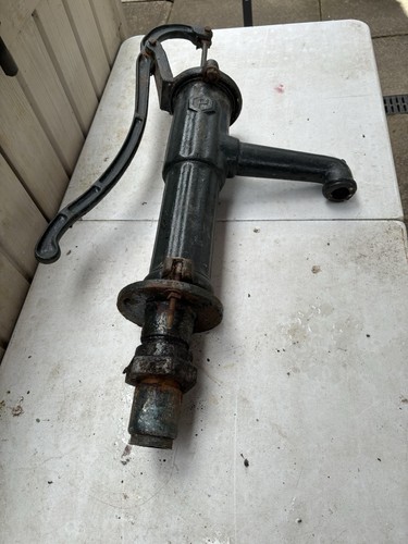 Vintage cast iron - water, p