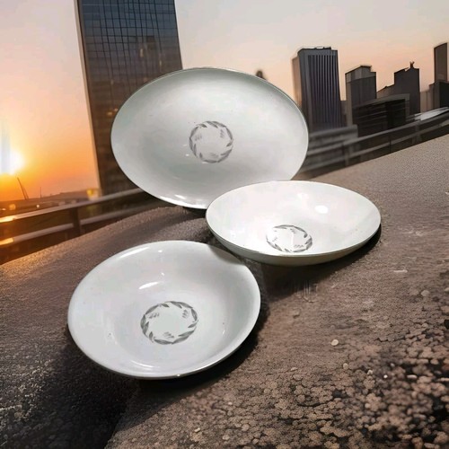 Kaysons fine china golden - fine,