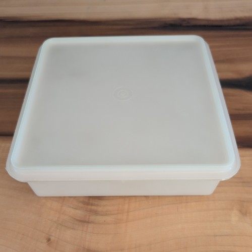 Vintage tupperware cupcake - tupperware,