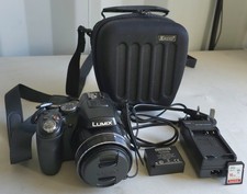 Panasonic Lumix DMC-FZ200 Full