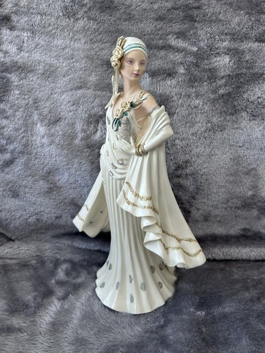 Art deco style figurine - deco,