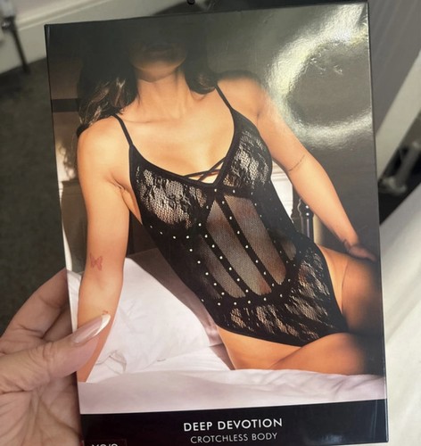 Ann summers crutchless body - crutchless,