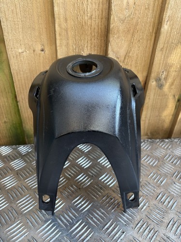 2010 yamaha xt125r plastic - 2010,