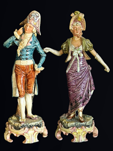 Pair ceramic lady - pair,