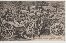 WW1 -  BATTLE OF THE SOMME - LOADING AMMUNITION L.L. B&W  POSTCARD +