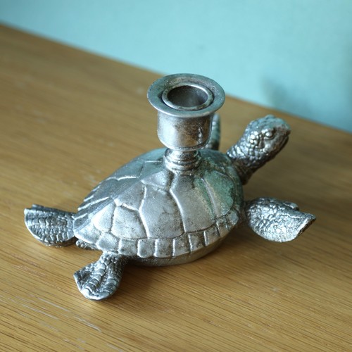 Resin silver turtle - silver,