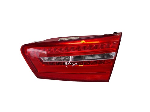 Audi taillight lamp off - audi,