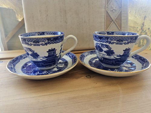 Willow pattern two - willow,