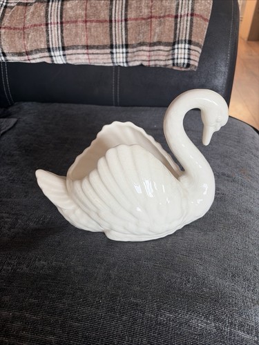 Swan planter made england - made,