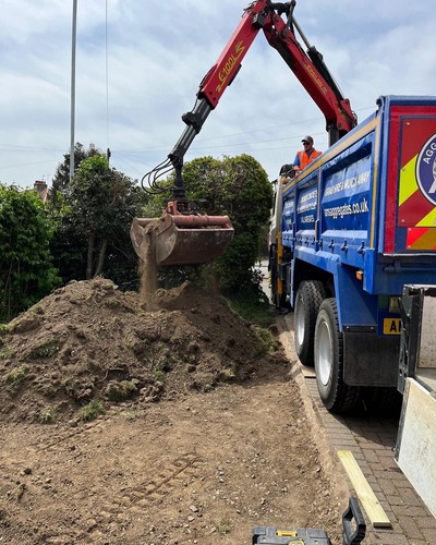 Grab hire digger - hire,