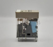 Omron 24v DC coil non latching relay 10a 8 pin