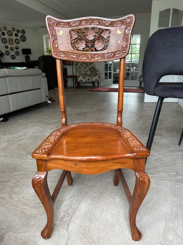 Dark brown sheshaam wood - dark,