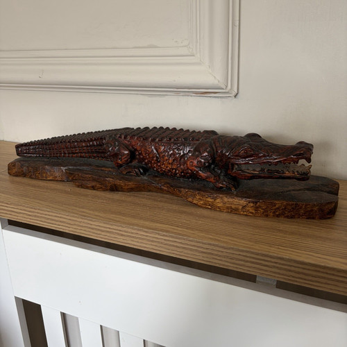 Beautiful large hand carved - beautiful,