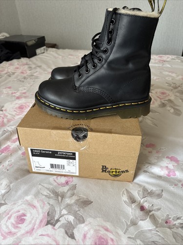 Martens serena 1460 size - dr.,