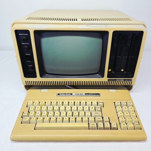 Tandy radio shack - radio, model