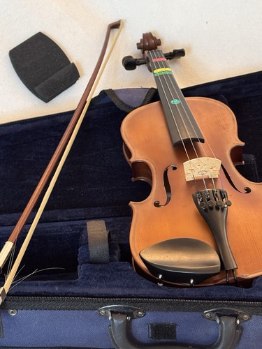Violin with case bow - 1/4,