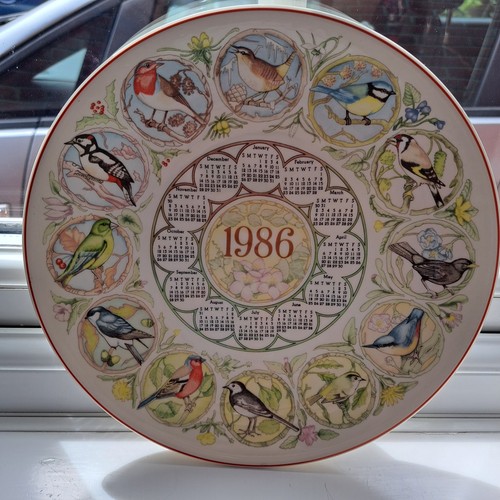 Wedgwood calendar birds plate - wedgwood,