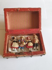  SET OF ANTIQUE CARL HORN