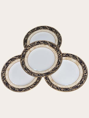 Wedgwood cornucopia accent - 4x,